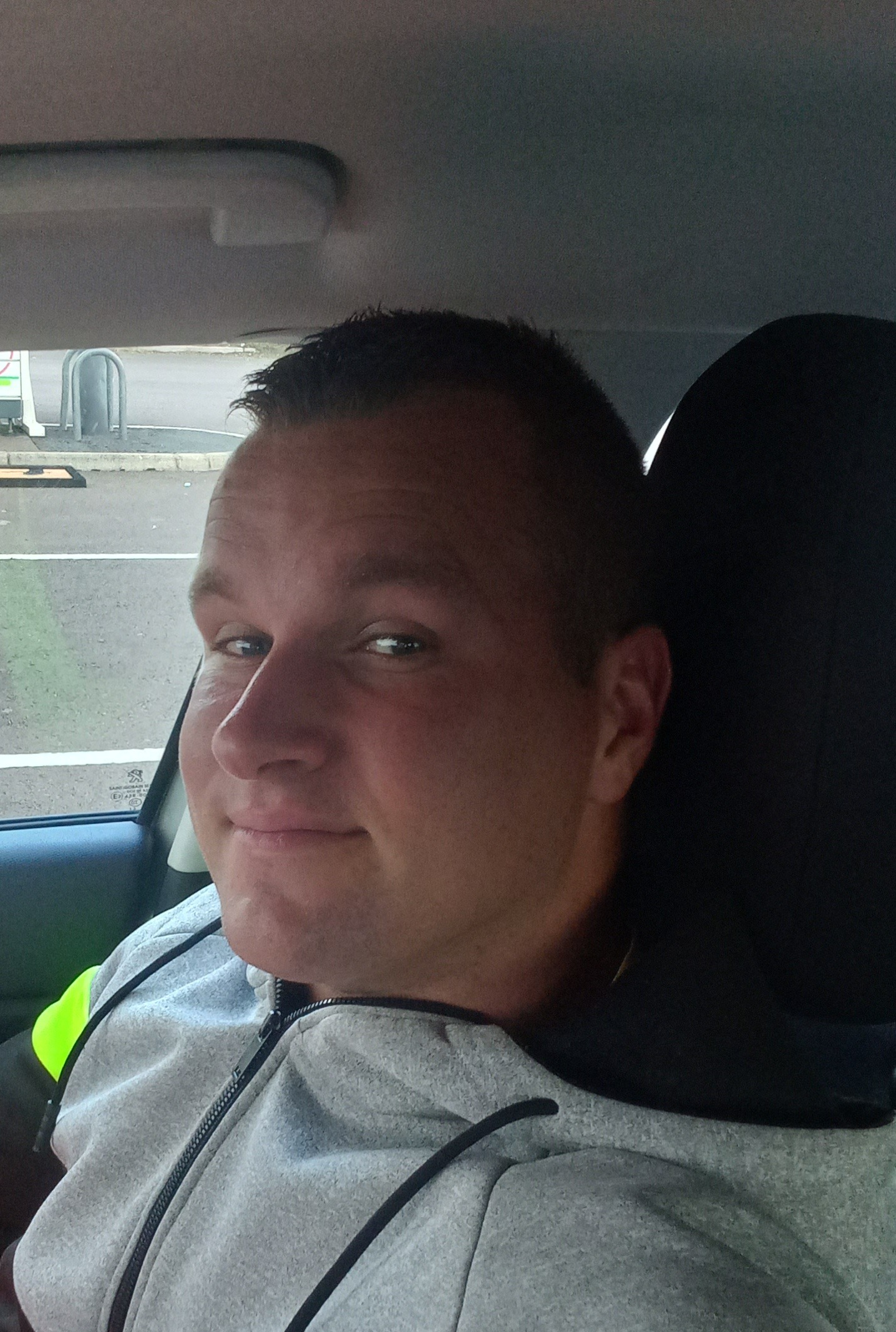 Grant - Flaach - Zurich | Speed Dating